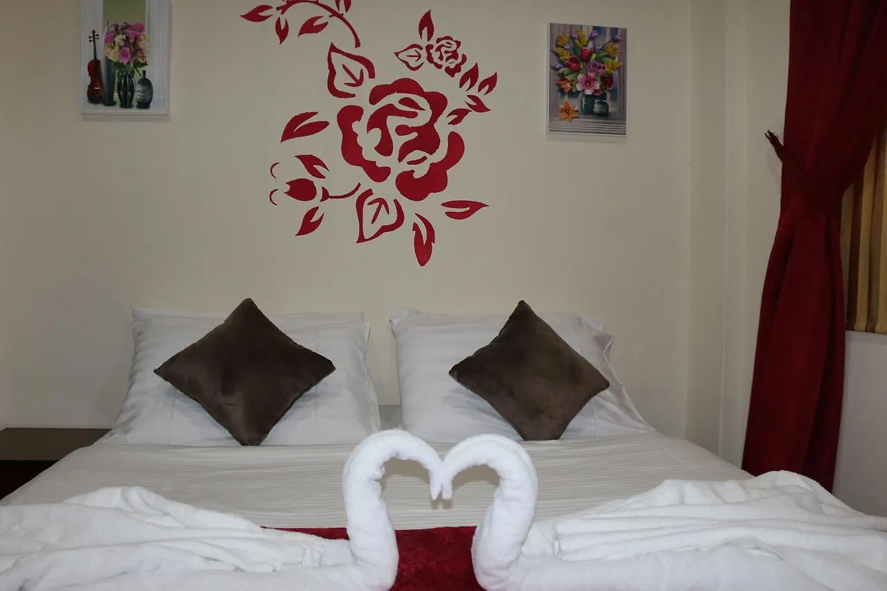 مكة Loloat Anwar Al Rawda Hotel 3*,  المملكة العربية السعودية